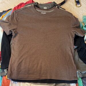 $7 PILE Old Navy Boys Short Sleeve Heather Brown Tee